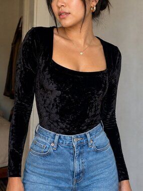 Vintage My Boyfriend Black Crushed Velvet Long Sleeve Bodysuit